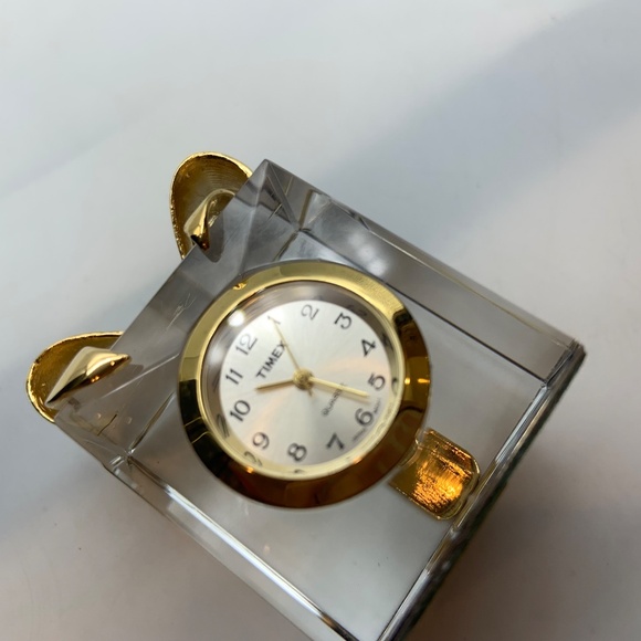 Vintage Timex Waterbury Clock Co. Collectible Mini Present Gift Clock Gold Tone - Picture 8 of 16
